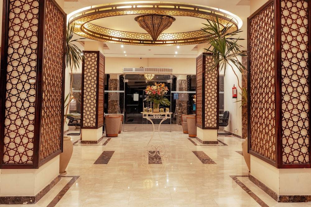 Royal Star Beach Resort - Couples and Families Only 2