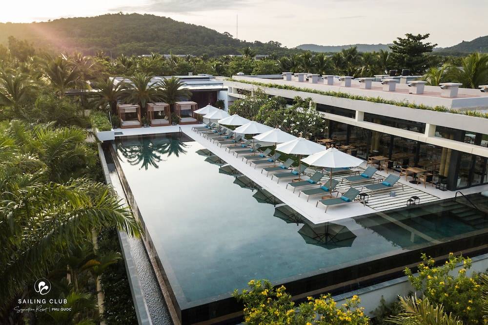 Sailing Club Signature Resort Phu Quoc 1