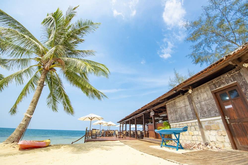 Phu Quoc Eco Beach Resort 1