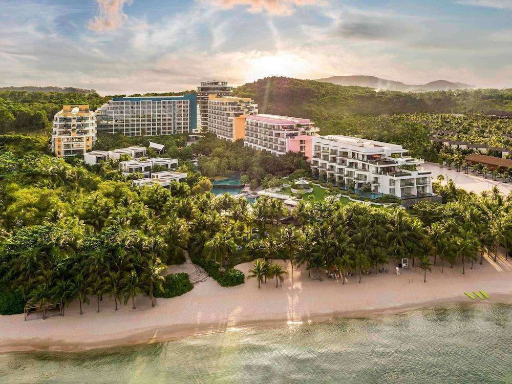 Premier Residences Phu Quoc Emerald Bay Managed by Accor 1