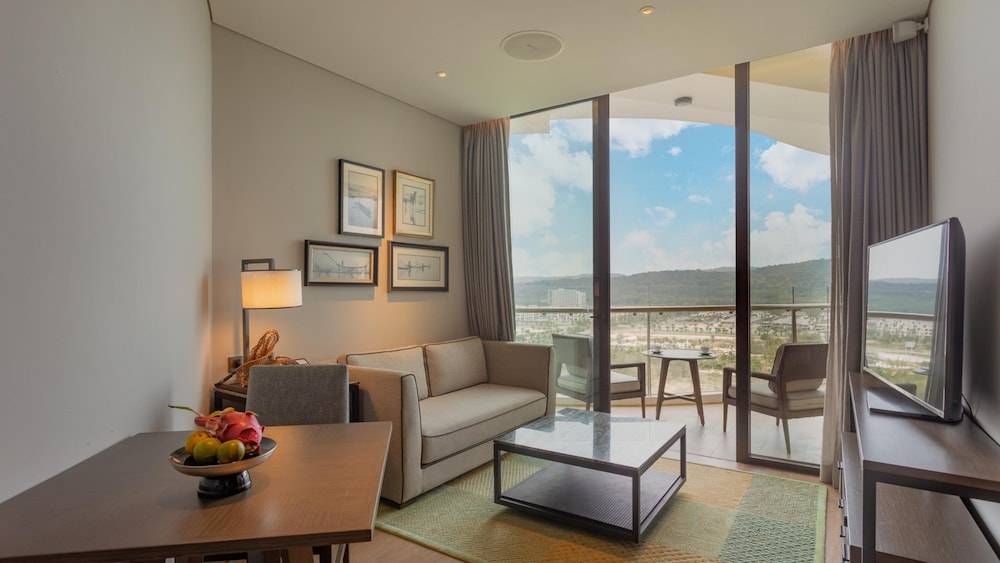InterContinental Hotels PHU QUOC LONG BEACH RESORT by IHG 2