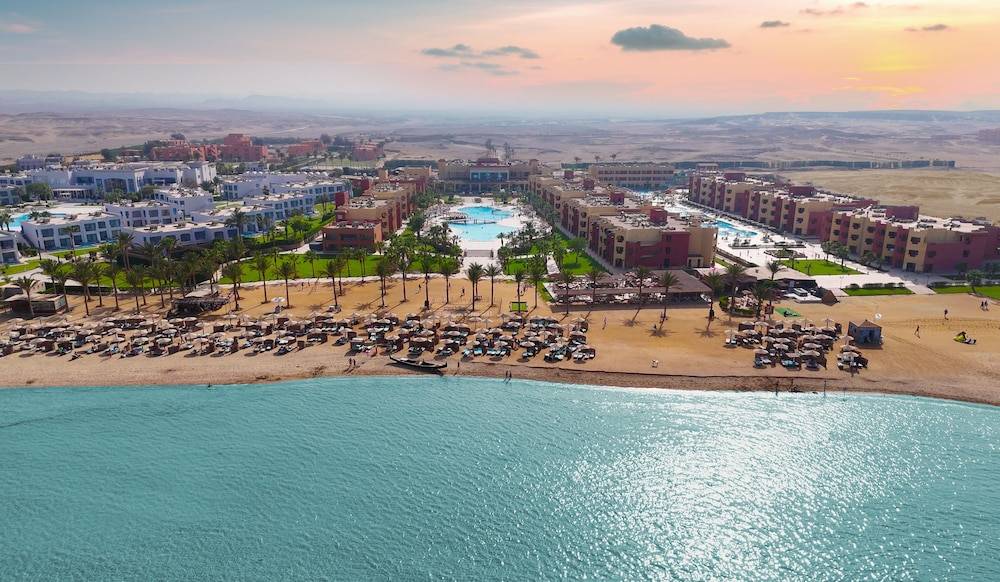 Casa Mare Resort - ex, Royal Tulip Beach Resort 1