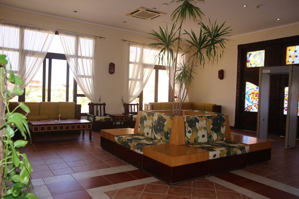 Laguna Beach Marsa Resort 2