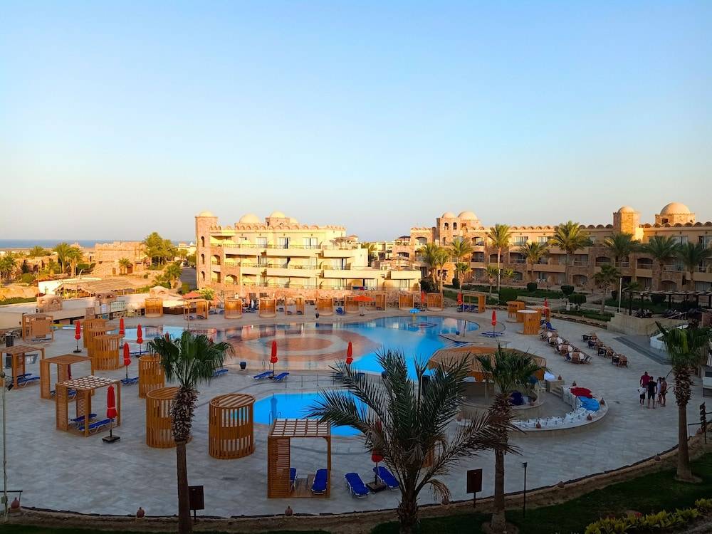 Utopia Beach Club 1