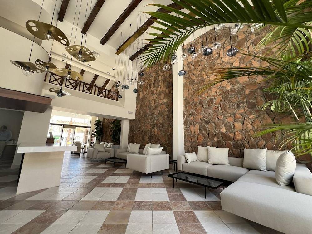 Camel Dive Club & Boutique Hotel 2