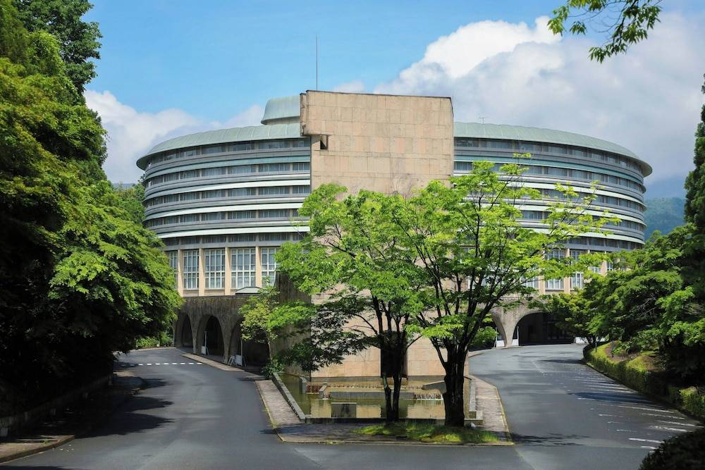 The Prince Kyoto Takaragaike, Autograph Collection 1