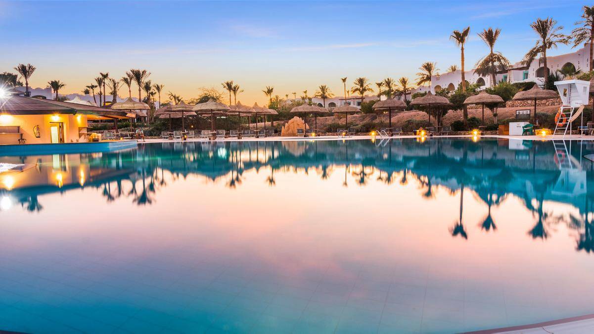 Domina Coral Bay Sultan Pool 2