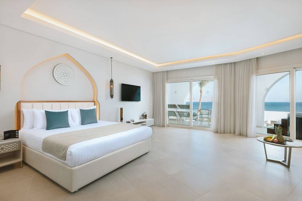 Sunrise Remal Beach Resort 1