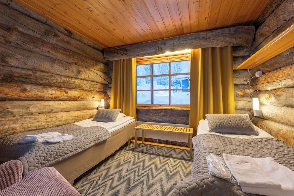 Kuukkeli Log Houses Teerenpesä 2