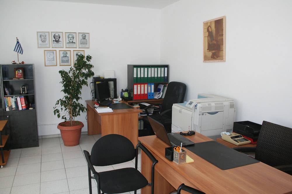 Pantheon Deluxe Apartments 2