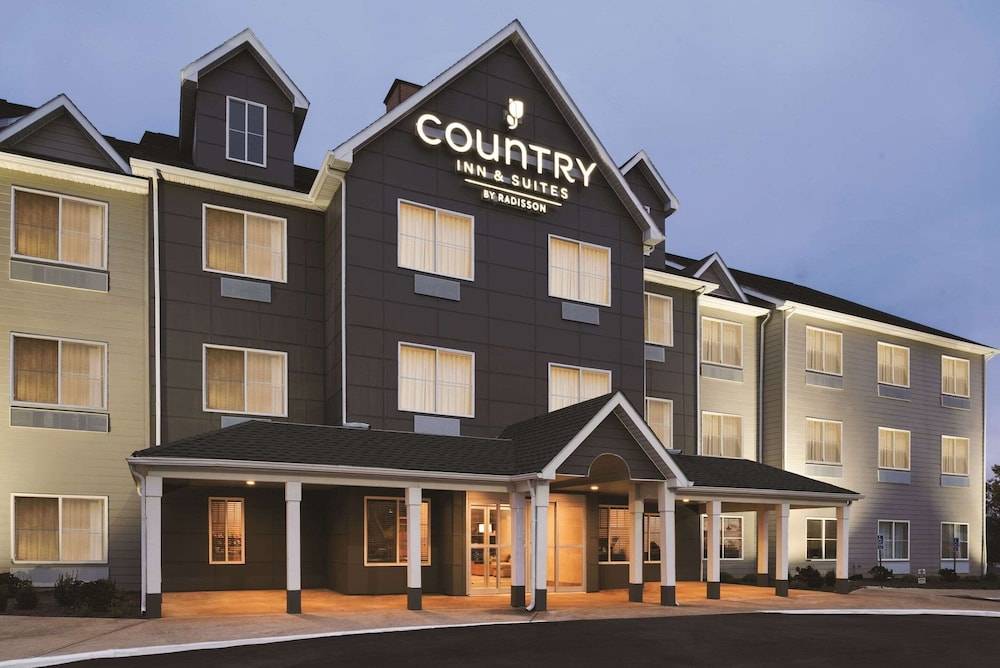 Country Inn & Suites by Radisson, Indianapolis South, IN 1
