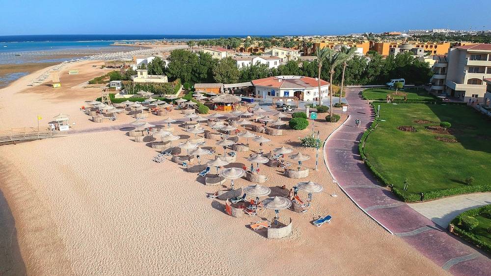 Cleopatra Luxury Beach Resort Makadi Bay - Adults Only 1