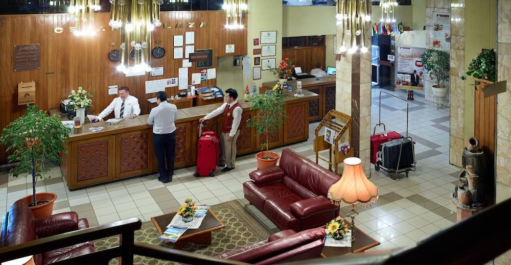 Cesar's Plaza Hotel 2