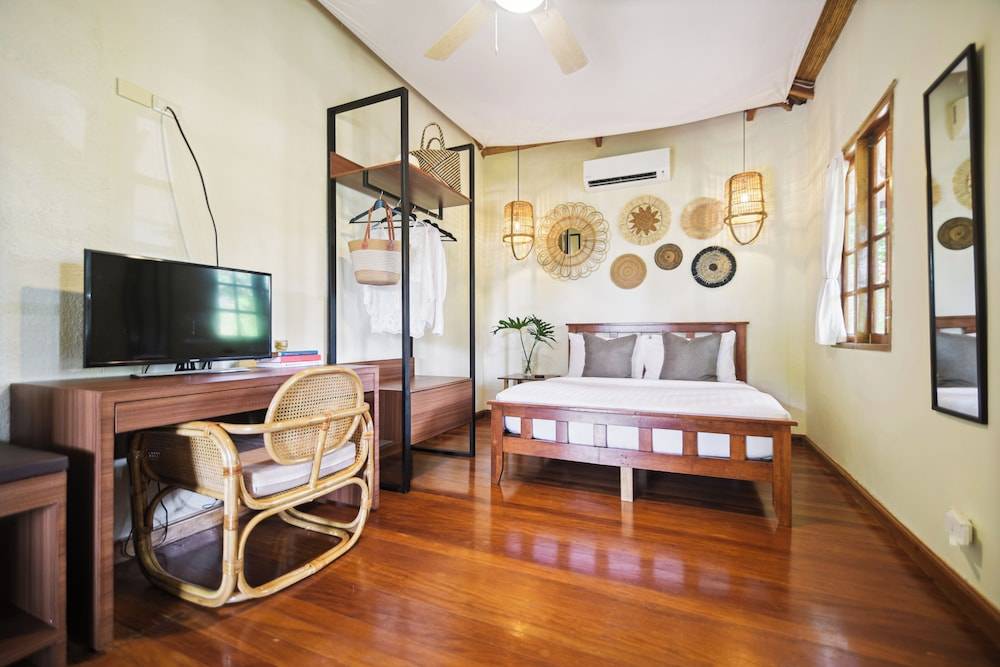The Strand Boutique Resort 2