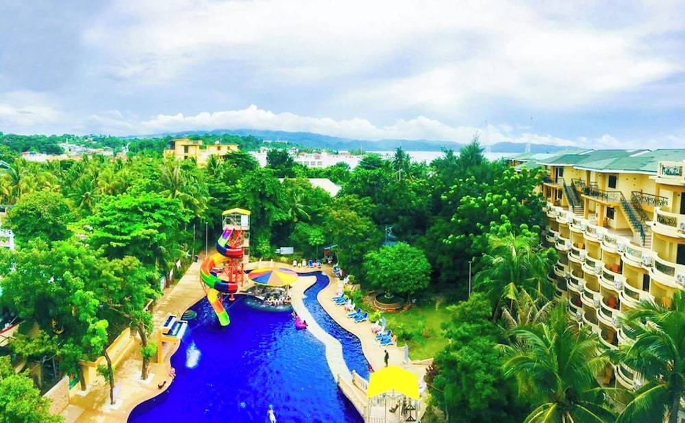 Paradise Garden Hotel and Convention Center Boracay Powered by ASTON 1