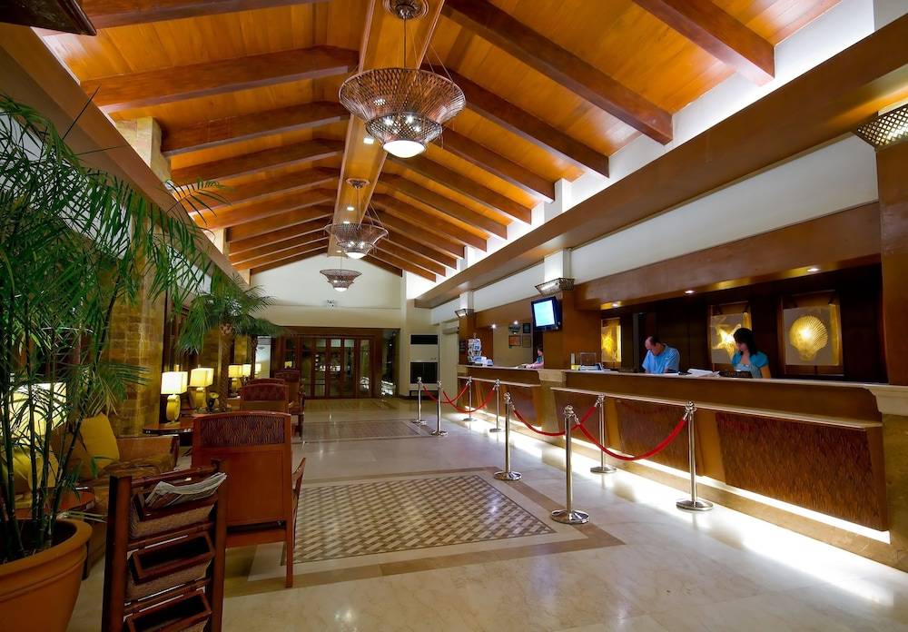 Henann Regency Resort & Spa 2