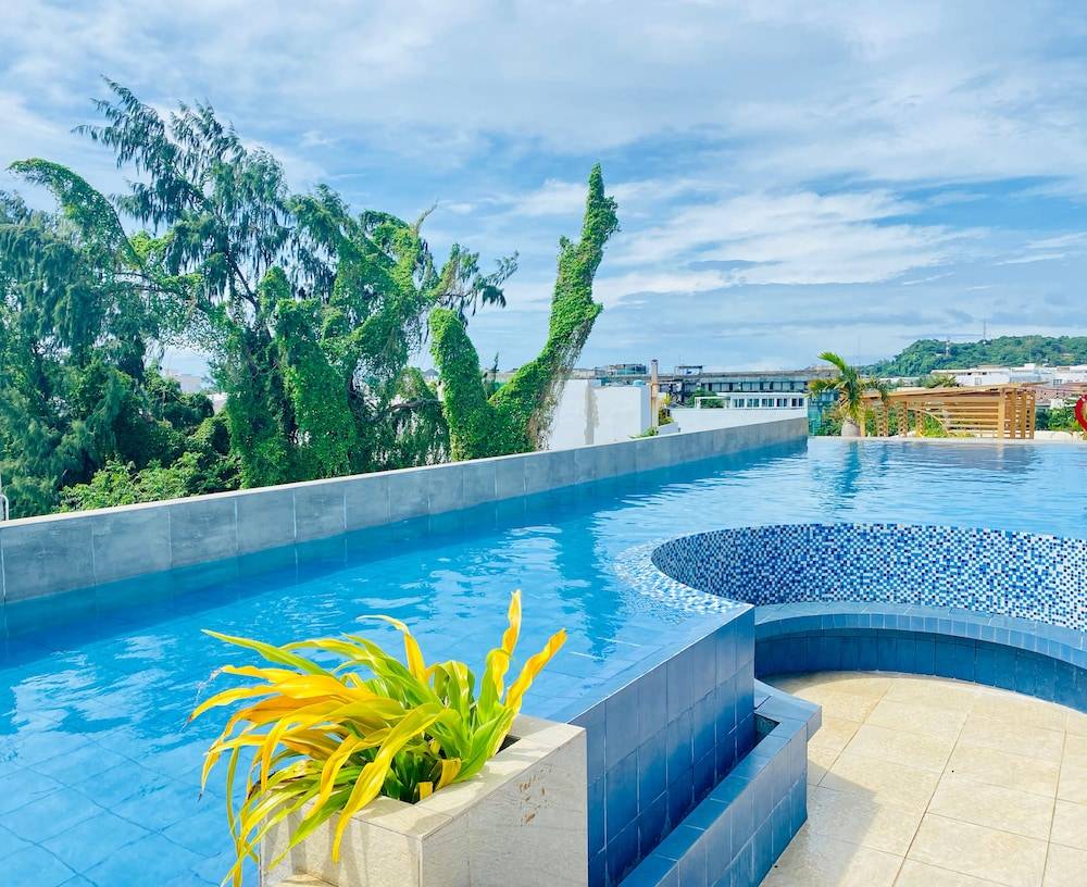 Aloha Boracay Hotel 1