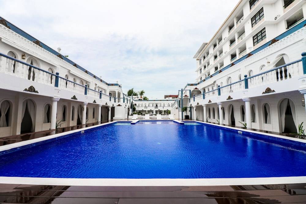 Boracay Summer Palace Hotel 1