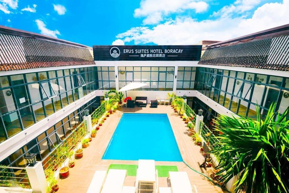 ERUS SUITES HOTEL BORACAY 1