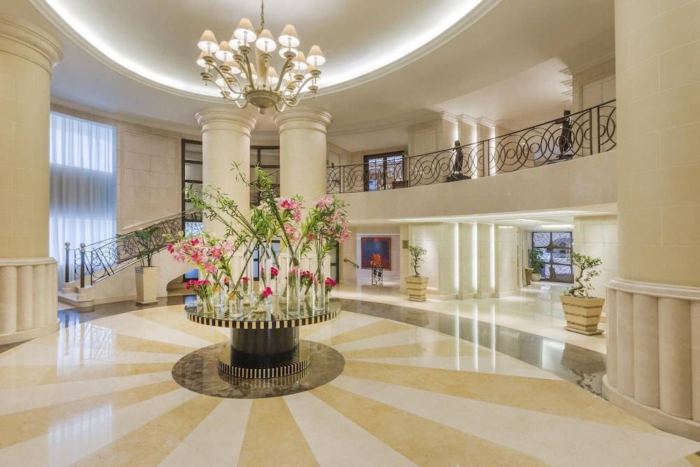 Kempinski Nile Hotel Garden City Cairo 2