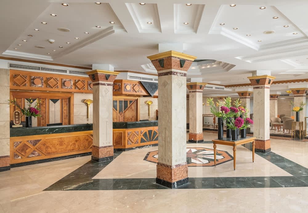 JAZ Pyramids Resort 1