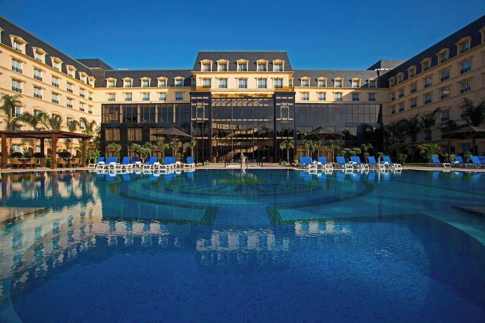 Renaissance Cairo Mirage City Hotel 1