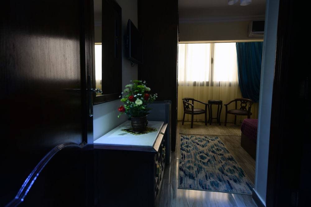 Amin Hotel 2