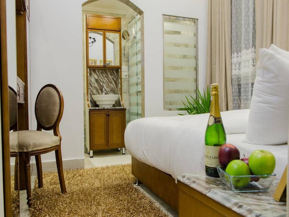 Paris Hotel Cairo 1