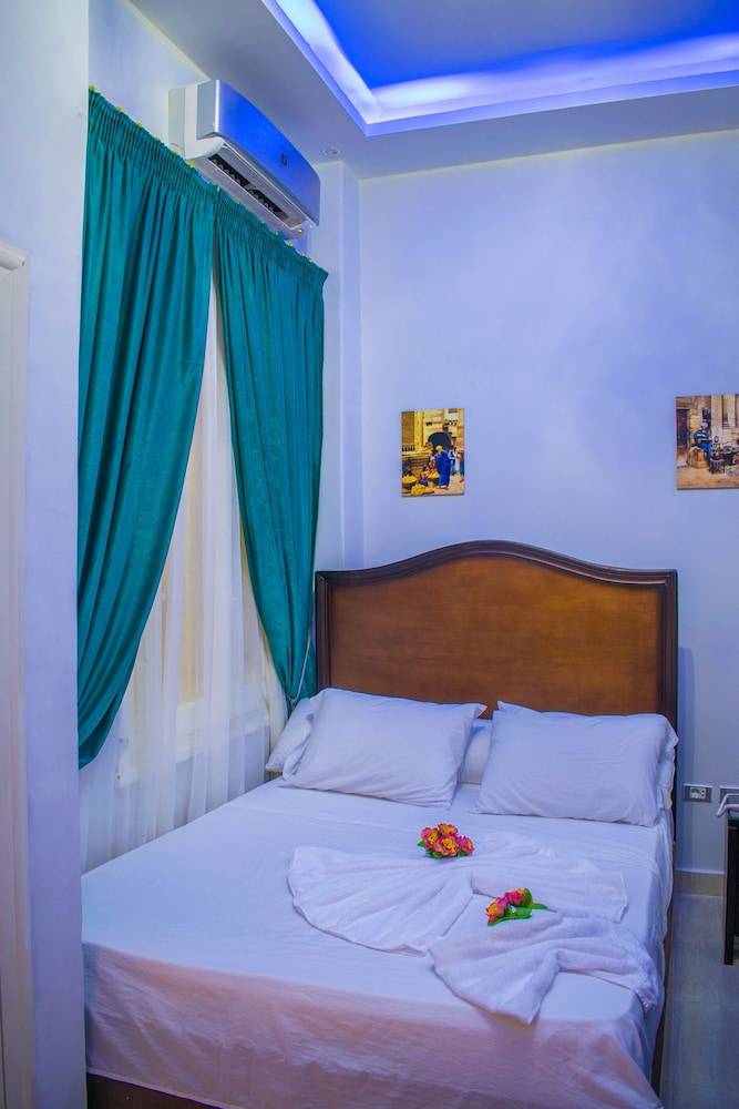 Victory Downtown Boutique Hotel 2