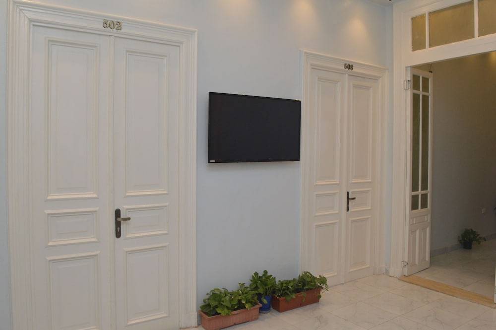 Midtown Hostel 2