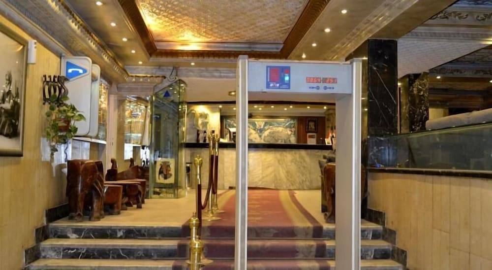 The New Garden Palace Hotel 2