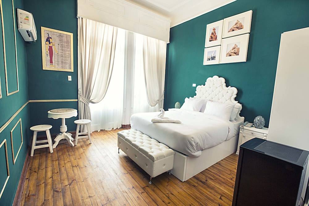 Tahrir Plaza Suites - Museum View 1