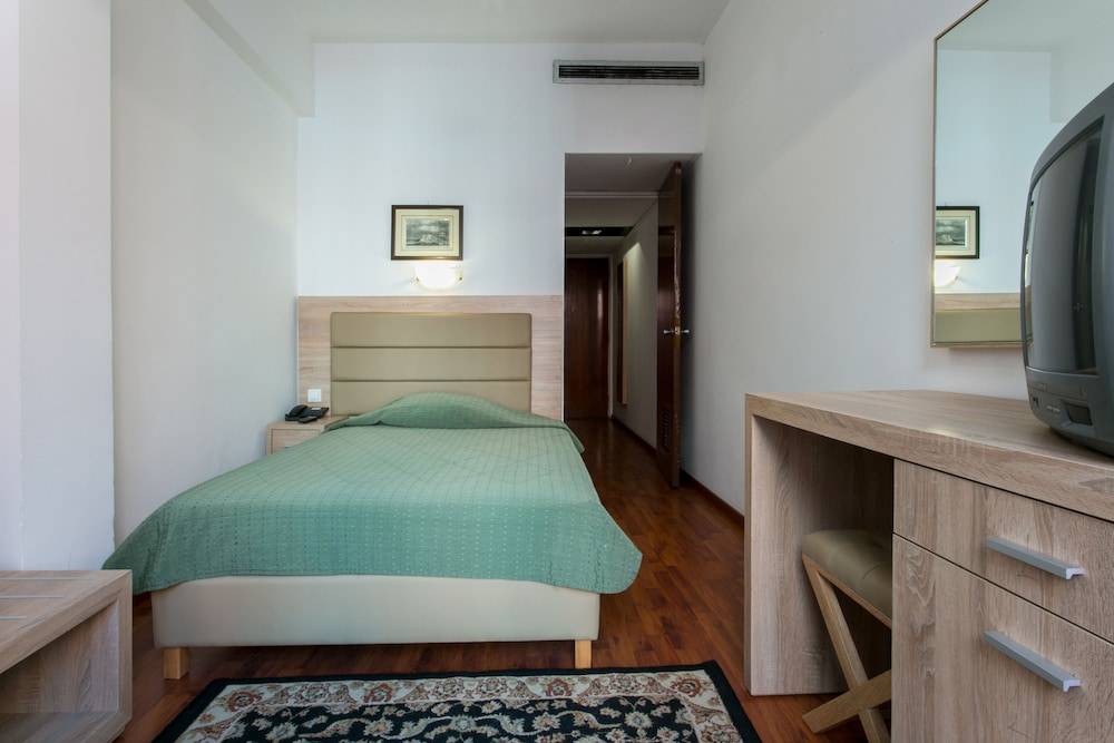Arethusa Hotel Athens 2
