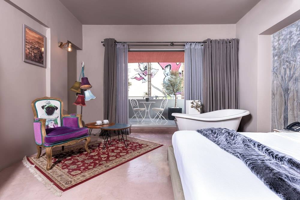 iFeel Athens Suites 1