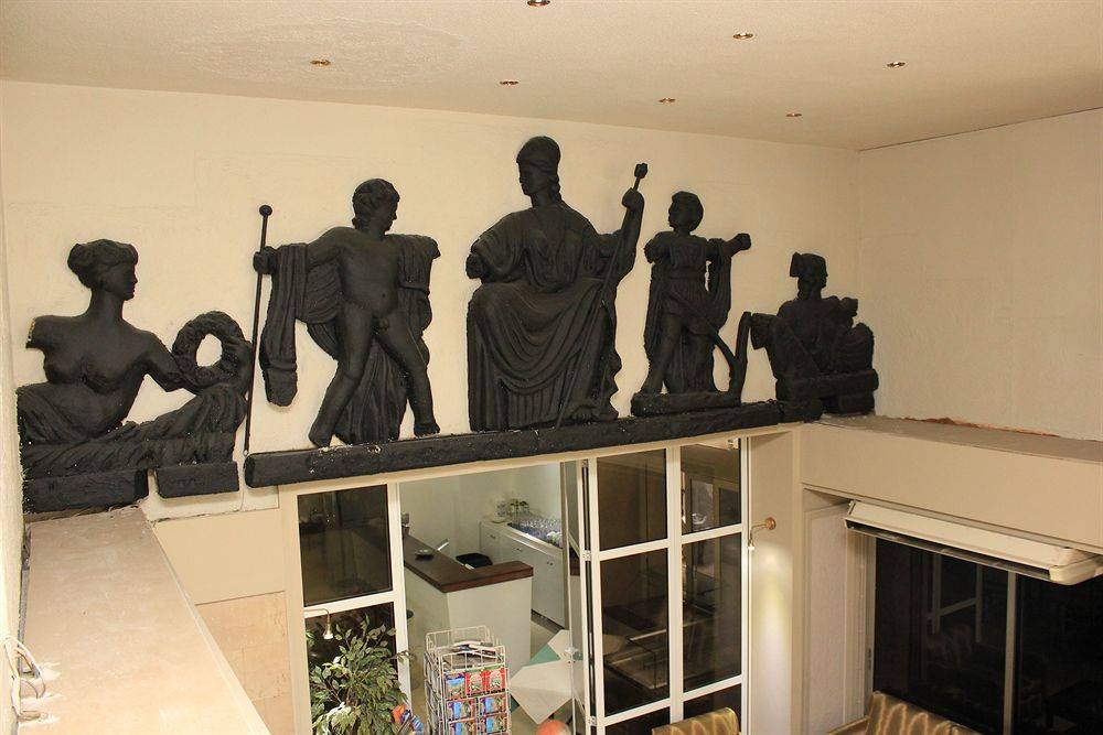 HELLINIS HOTEL 2