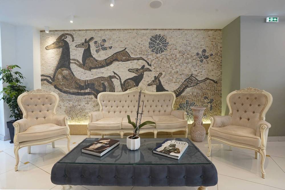 Acropolian Spirit Boutique Hotel 2