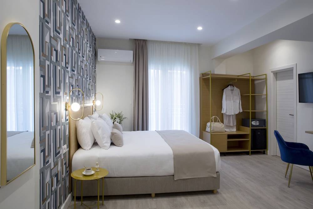 Hypnos Inn Athens 1