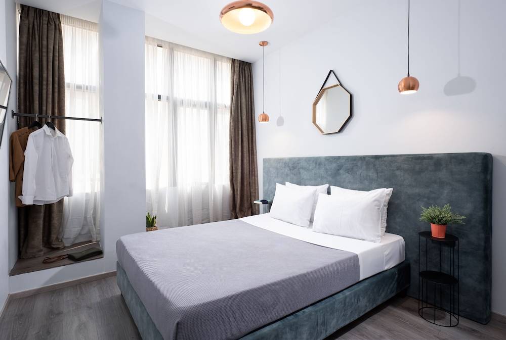 Enattica Monastiraki Living 1