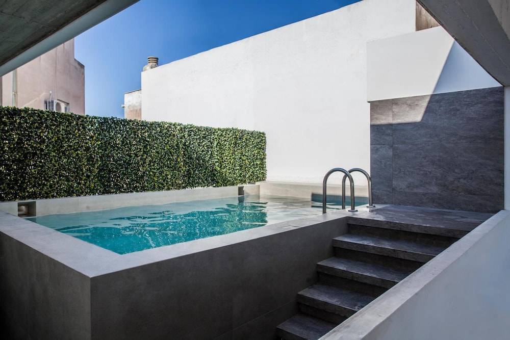 Art Suites Korai 1