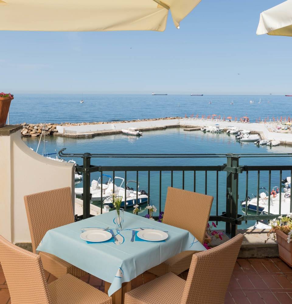 Sunbay Park Hotel 1