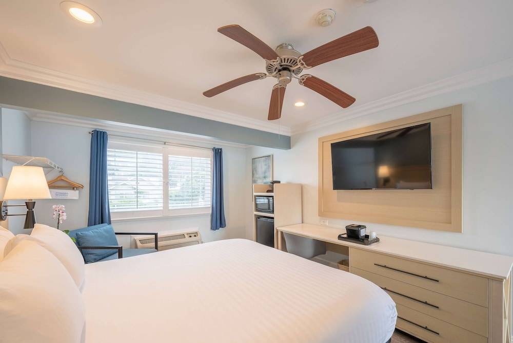 Ramada by Wyndham Redondo Beach 1