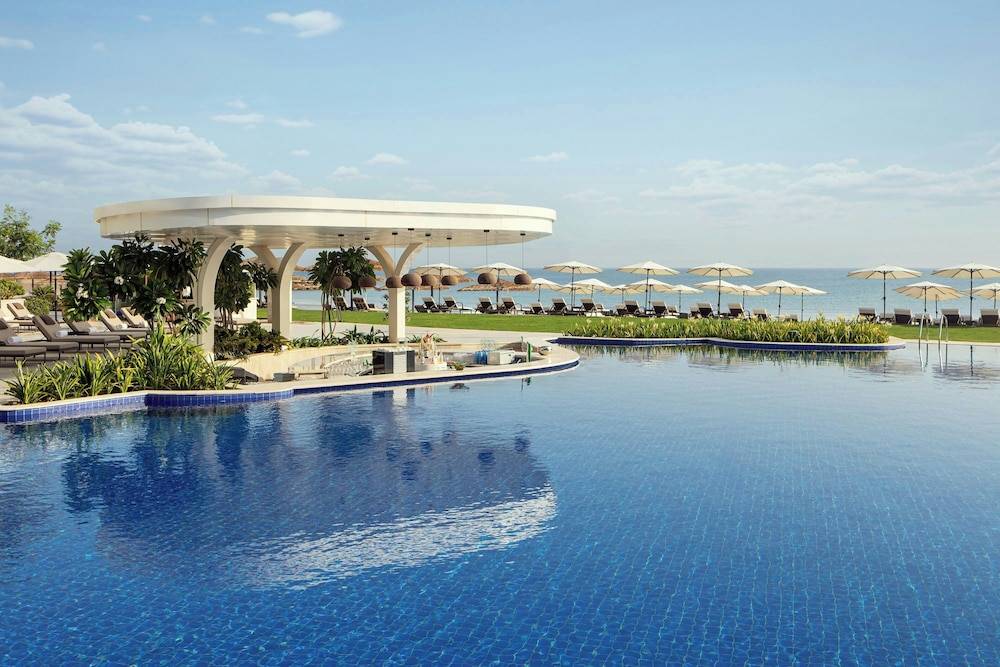 The St. Regis Al Mouj Muscat Resort 1