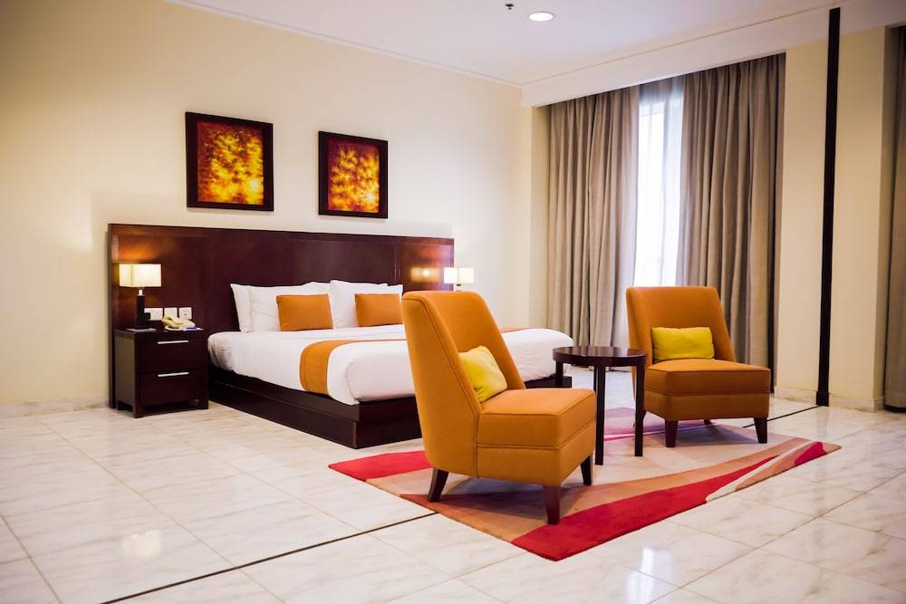 City Seasons Hotel & Suites Muscat 1