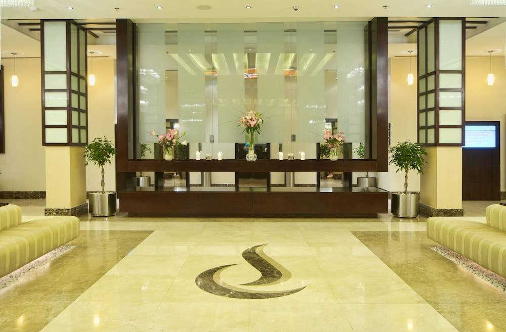City Seasons Hotel & Suites Muscat 2