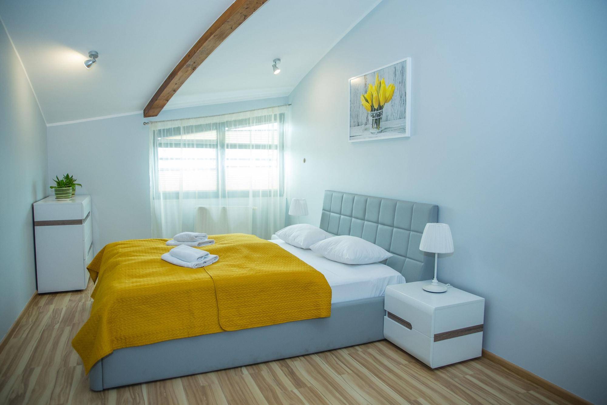 MARGI City Aparthotel 1