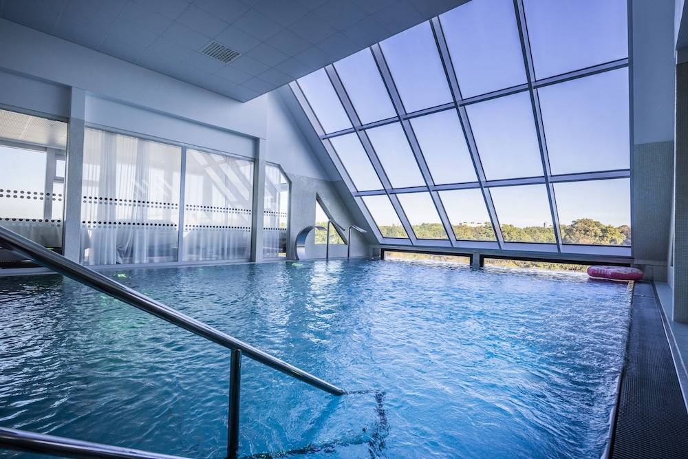 First Hotel Planetstaden 1