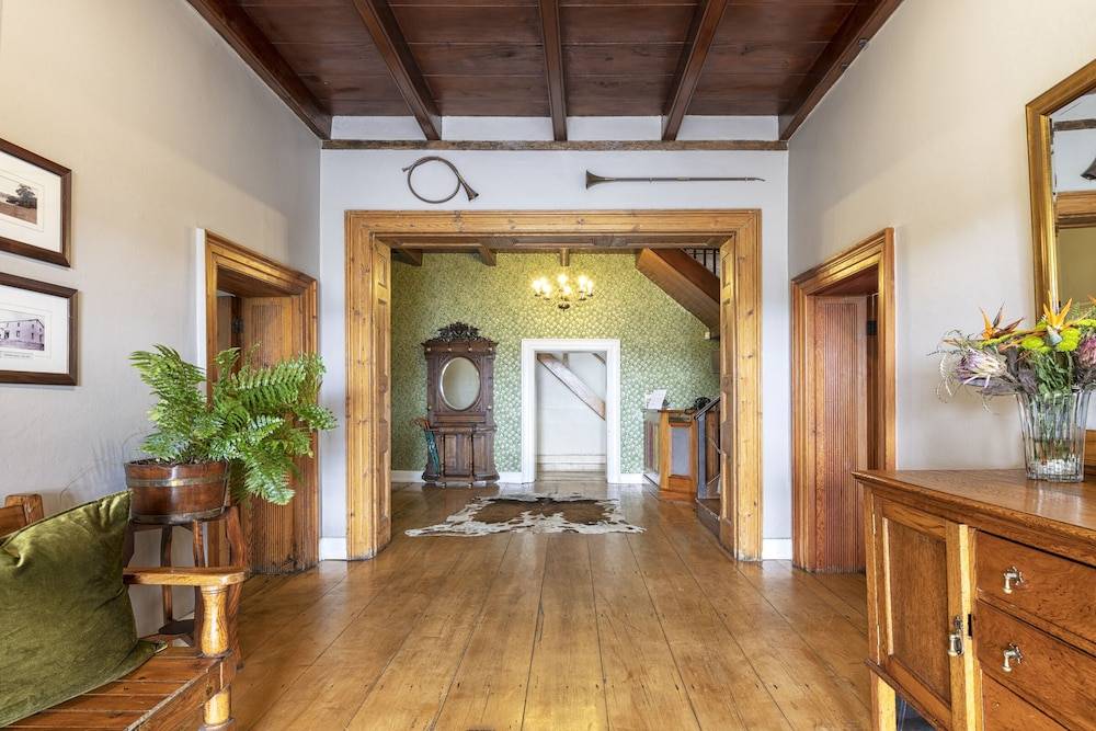 Belvidere Manor Lagoonside Cottages 2