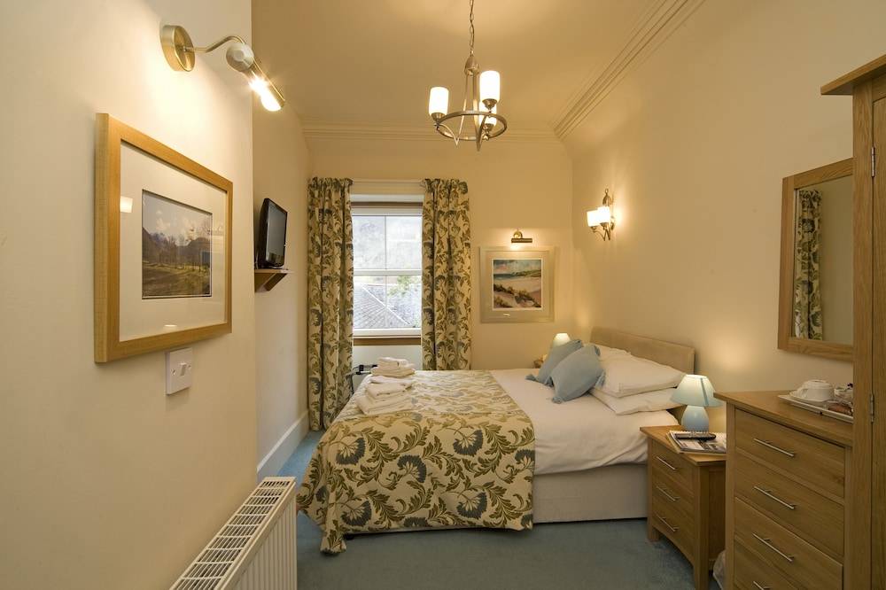 Loch Leven Hotel & Distillery 2