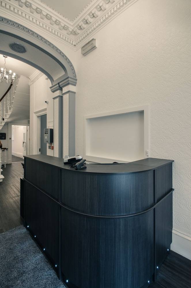 Royal West End Hotel 2