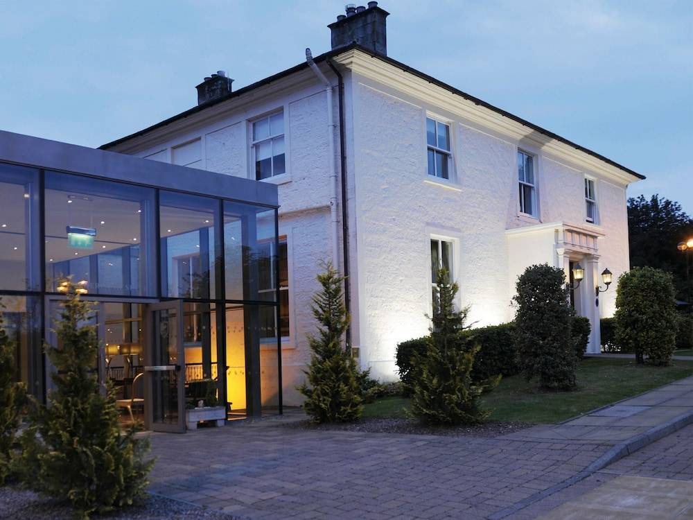 Macdonald Crutherland House 1